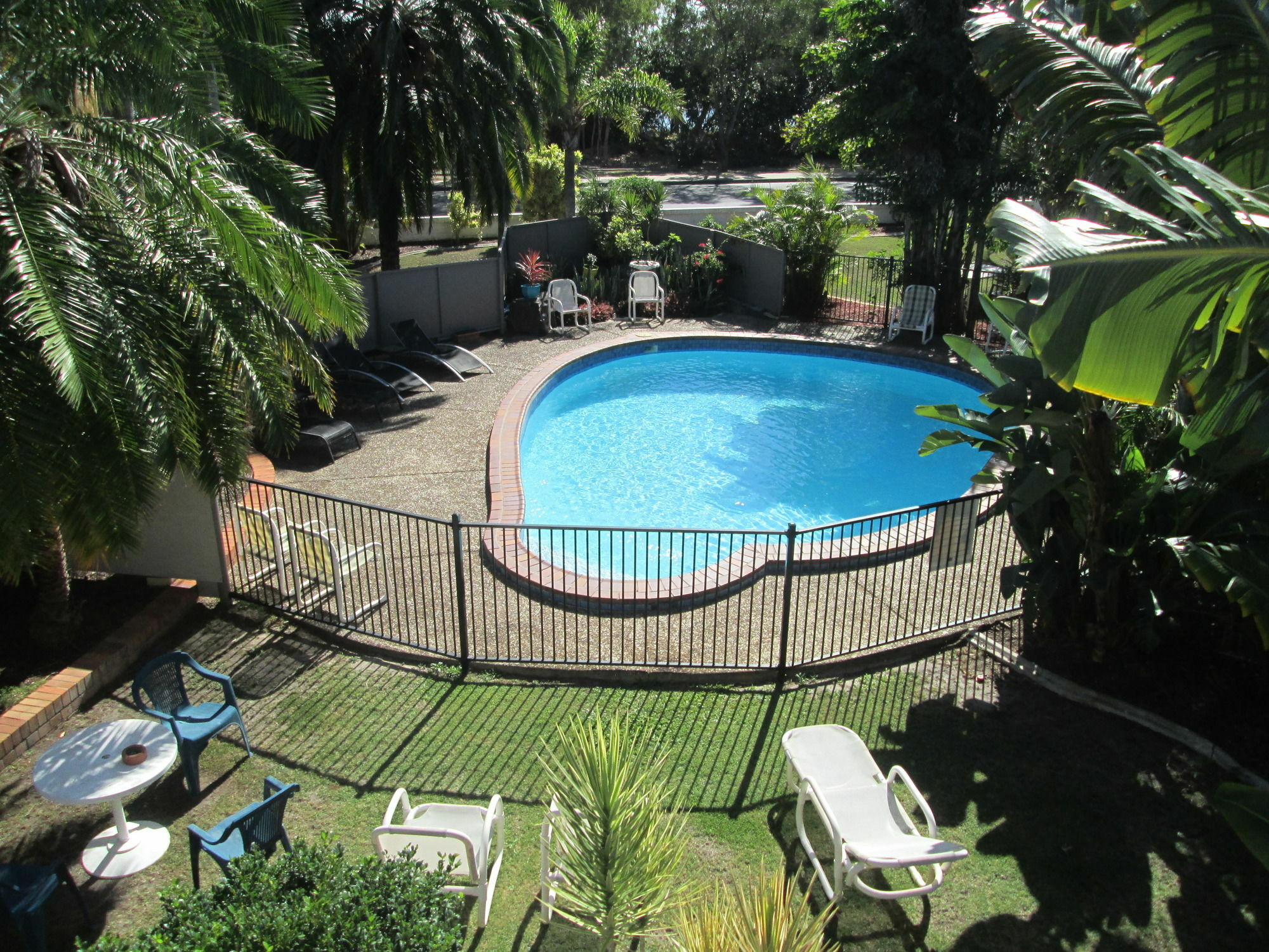 הרווי ביי Tower Court Motel - Adults Only Haven מראה חיצוני תמונה